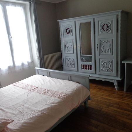 Chambre 1 Martine Hamadou Apartment Questembert Exterior photo